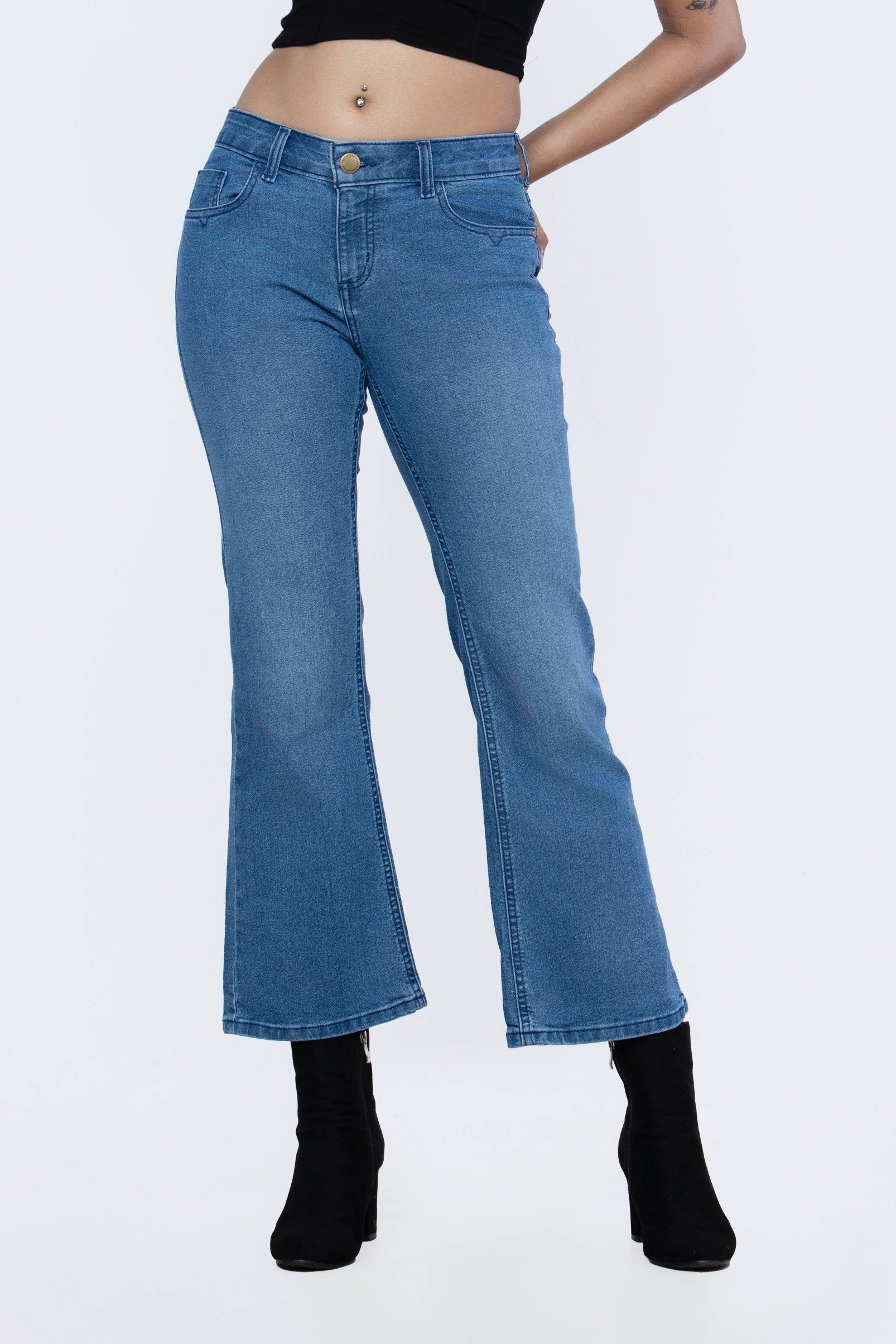 Women's Mid Rise Bootcut Jeans - Mid