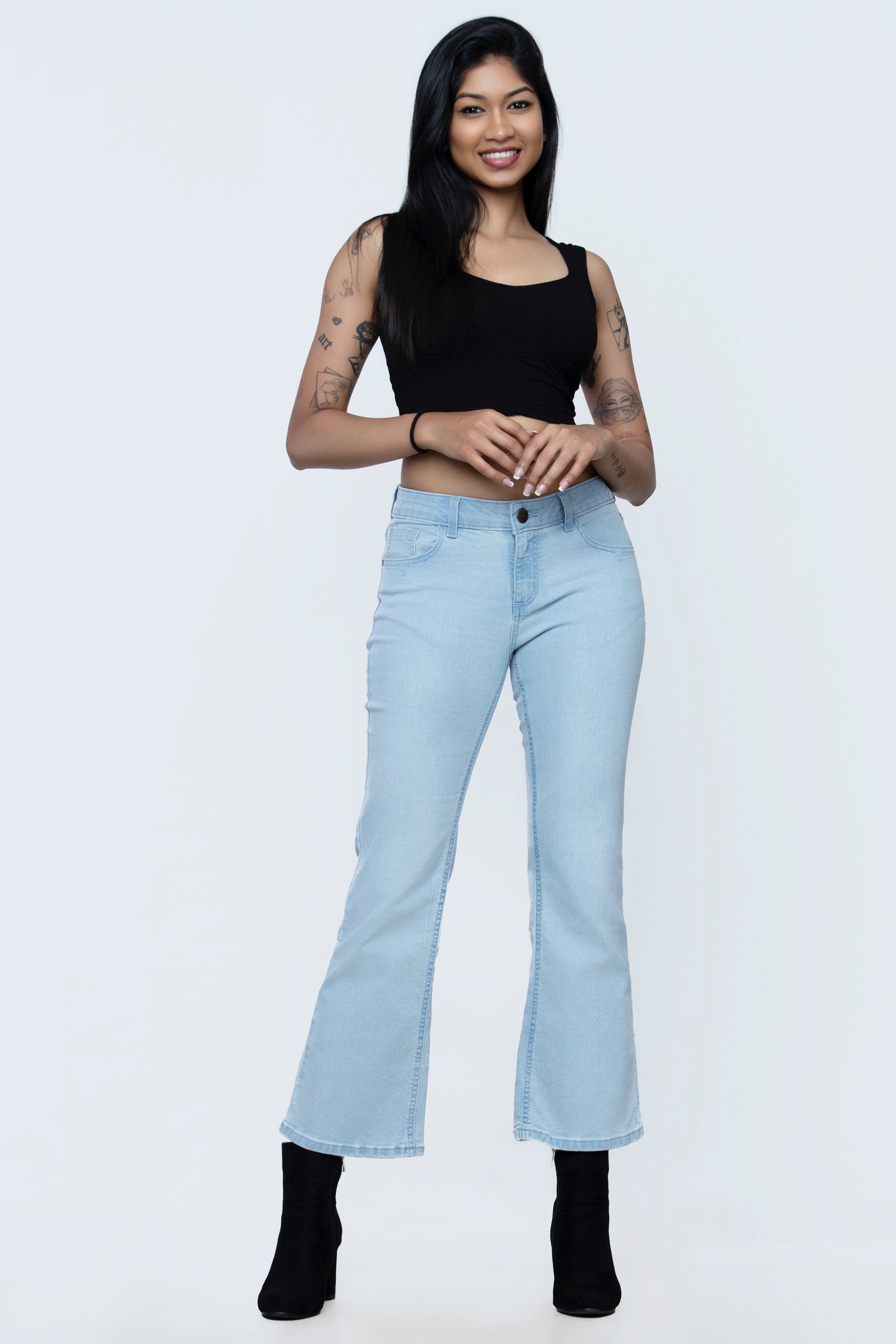 Women's Mid Rise Bootcut Jeans - Light
